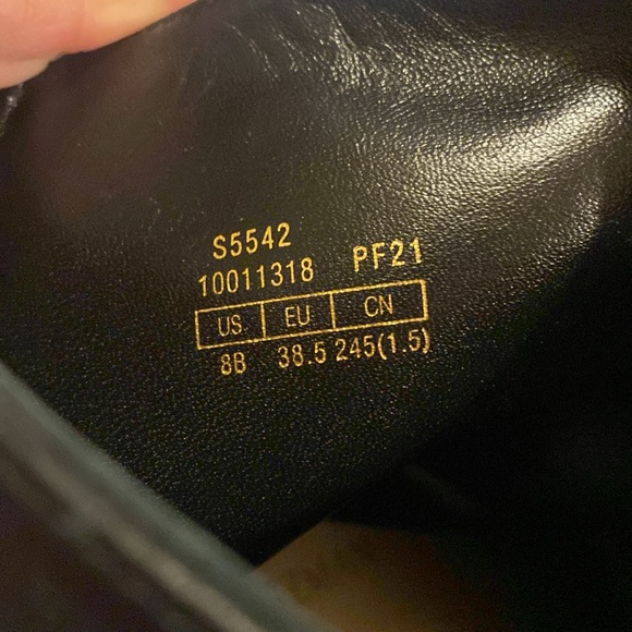 Stuart Weitzman Ryder Lift Bootie Black 38.5 / 8B NIB - Picture 10 of 13